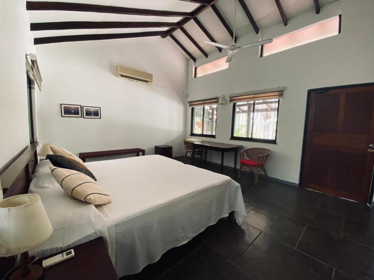 Cottage Garden Bungalows Moratuwa Exterior photo